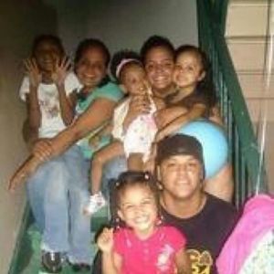 Meet your Posher, Nydia v